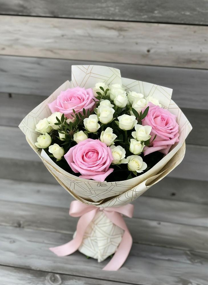 Букет цветов из: Розы в Старовеличковской
