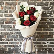 Букет цветов из:  Розы в Старовеличковской