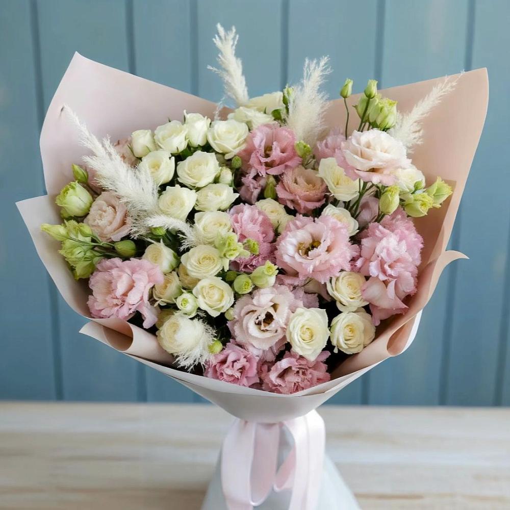 Букет цветов из: Альстромерии и Розы в Старовеличковской