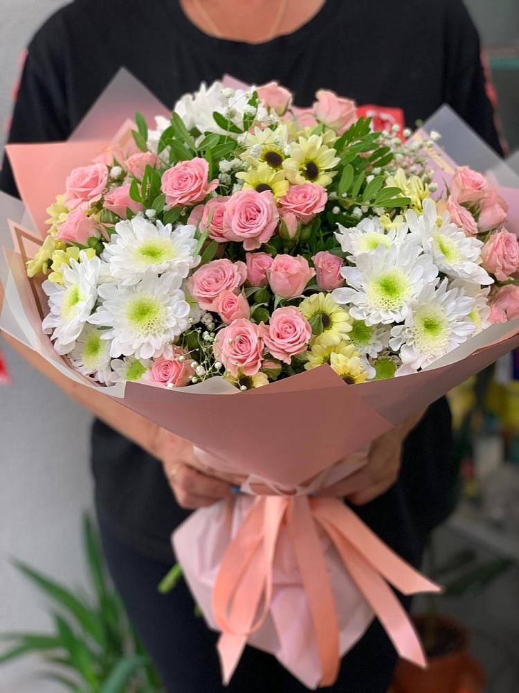 Букет цветов из: Розы и Хризантемы в Старовеличковской