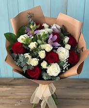 Букет цветов из:  Розы и Альстромерии в Старовеличковской