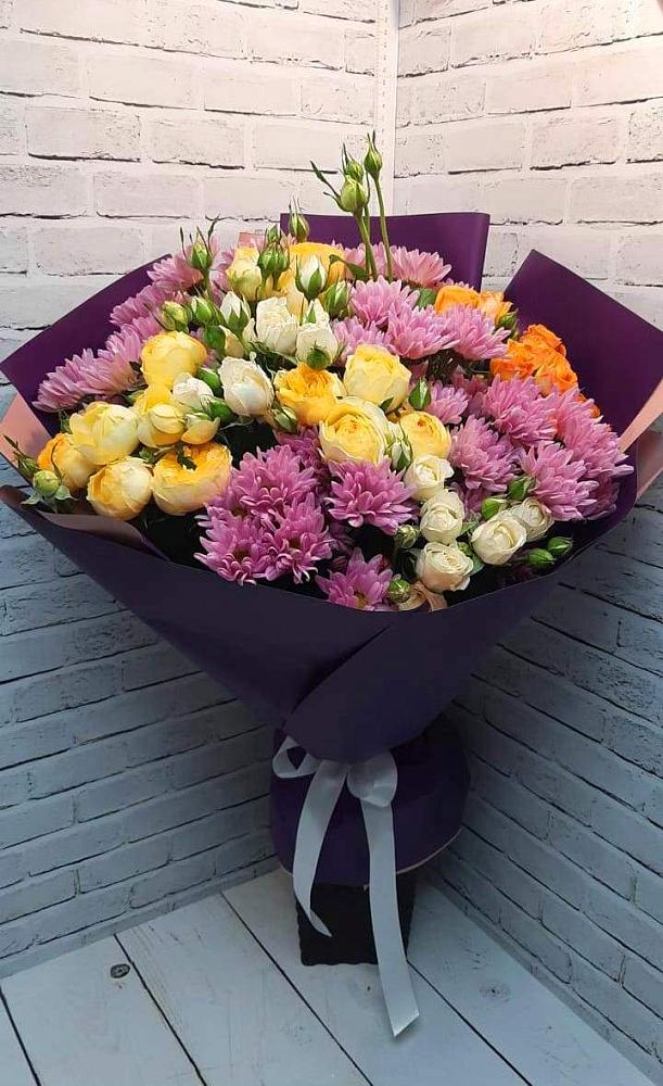 Букет цветов из: Хризантемы и Розы в Старовеличковской