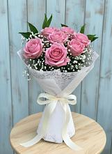 Букет цветов из:  Розы в Старовеличковской
