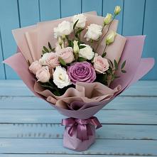 Букет цветов из:  Розы и Лизиантусы в Старовеличковской