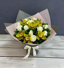 Букет цветов из:  Орхидеи и Розы в Старовеличковской