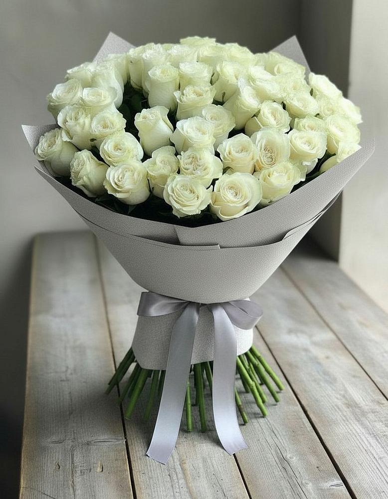 Букет 35 Белых роз в Старовеличковской