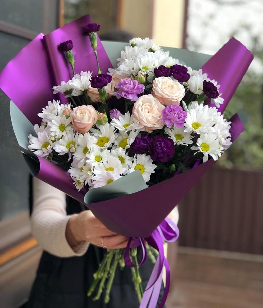 Букет цветов из: Хризантемы, Гвоздики и Розы в Старовеличковской