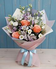 Букет цветов из:  Лизиантусы, Розы, Альстромерии и Гипсофила #REPLACE_PRED# Старовеличковской