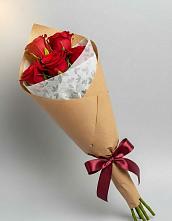 Букет цветов из:  Розы в Старовеличковской