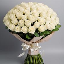 Букет 101 беля роза Белоснежка в Старовеличковской