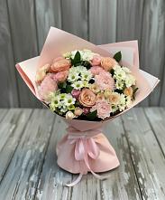 Букет цветов из:  Гвоздики, Розы и Хризантемы в Старовеличковской