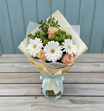 Букет цветов из:  Герберы, Розы и Хризантемы в Старовеличковской