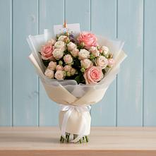 Букет цветов из:  Розы в Старовеличковской