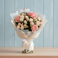 Букет цветов из:  Розы в Старовеличковской