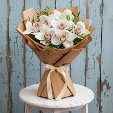 Букет цветов из:  Орхидеи и Розы в Старовеличковской